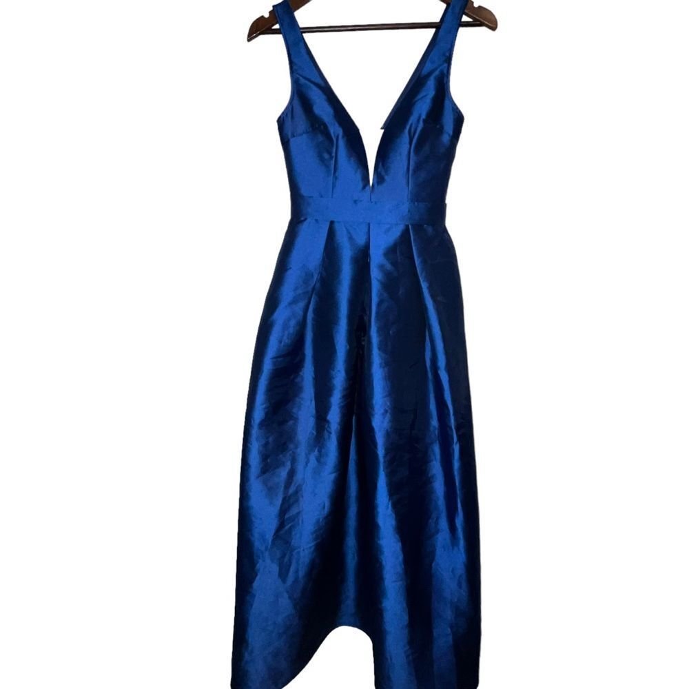 Maniju Royal Blue Formal Gown